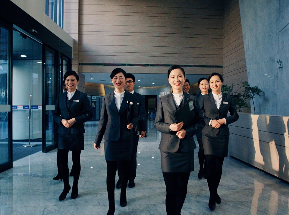 張禮輝:物業(yè)服務(wù)是一項溫暖的事業(yè)--訪河南建業(yè)物業(yè)管理總經(jīng)理